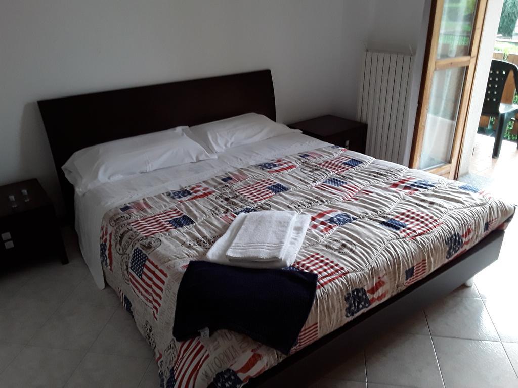 B&B Columbus Грассоббьо Экстерьер фото