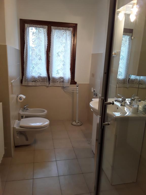 B&B Columbus Грассоббьо Экстерьер фото